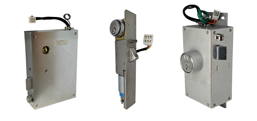 Locksmith For RR Fence Gates Brink Lock in Highland Park, IL