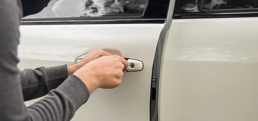 Unlock Car Door Service in Highland Park