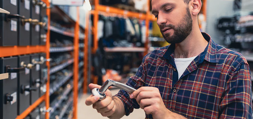 Locksmith For Retail Stores Lockout Services in Highland Park