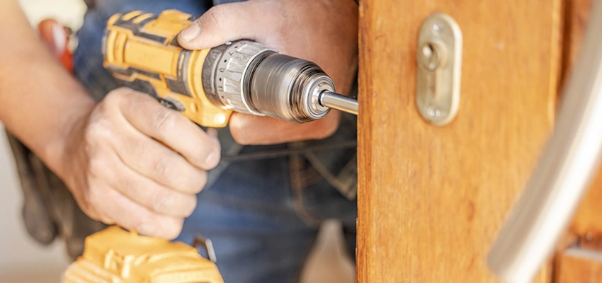 Eviction Locksmith in Highland Park, Illinois